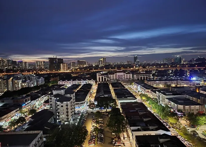Serviced Apartment In Sri Petaling, Kuala Lumpur